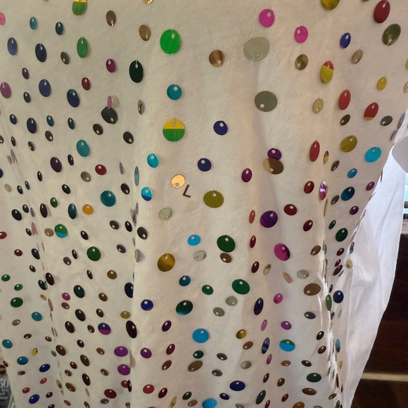 New York & Co Soho NWOT White Tee with Colorful Sequins - Picture 4 of 6